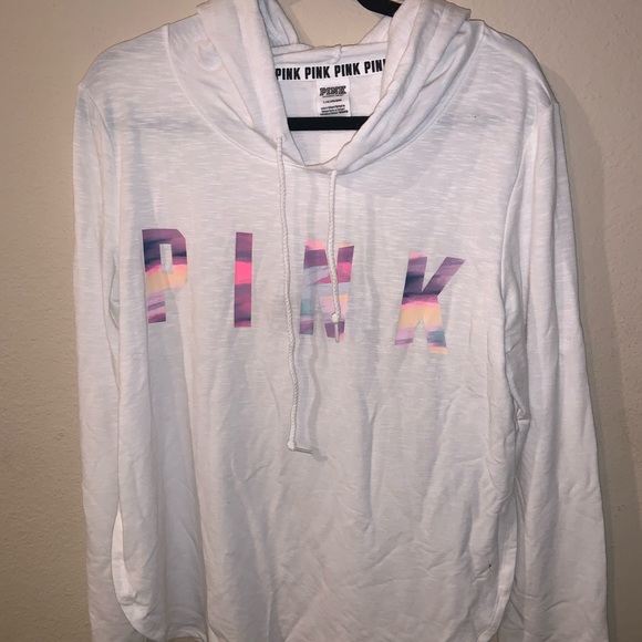 Vacation Views Pullover - Picture 2 of 4